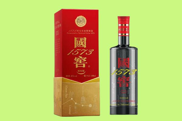 马尔康市回收国窖1573.jpg